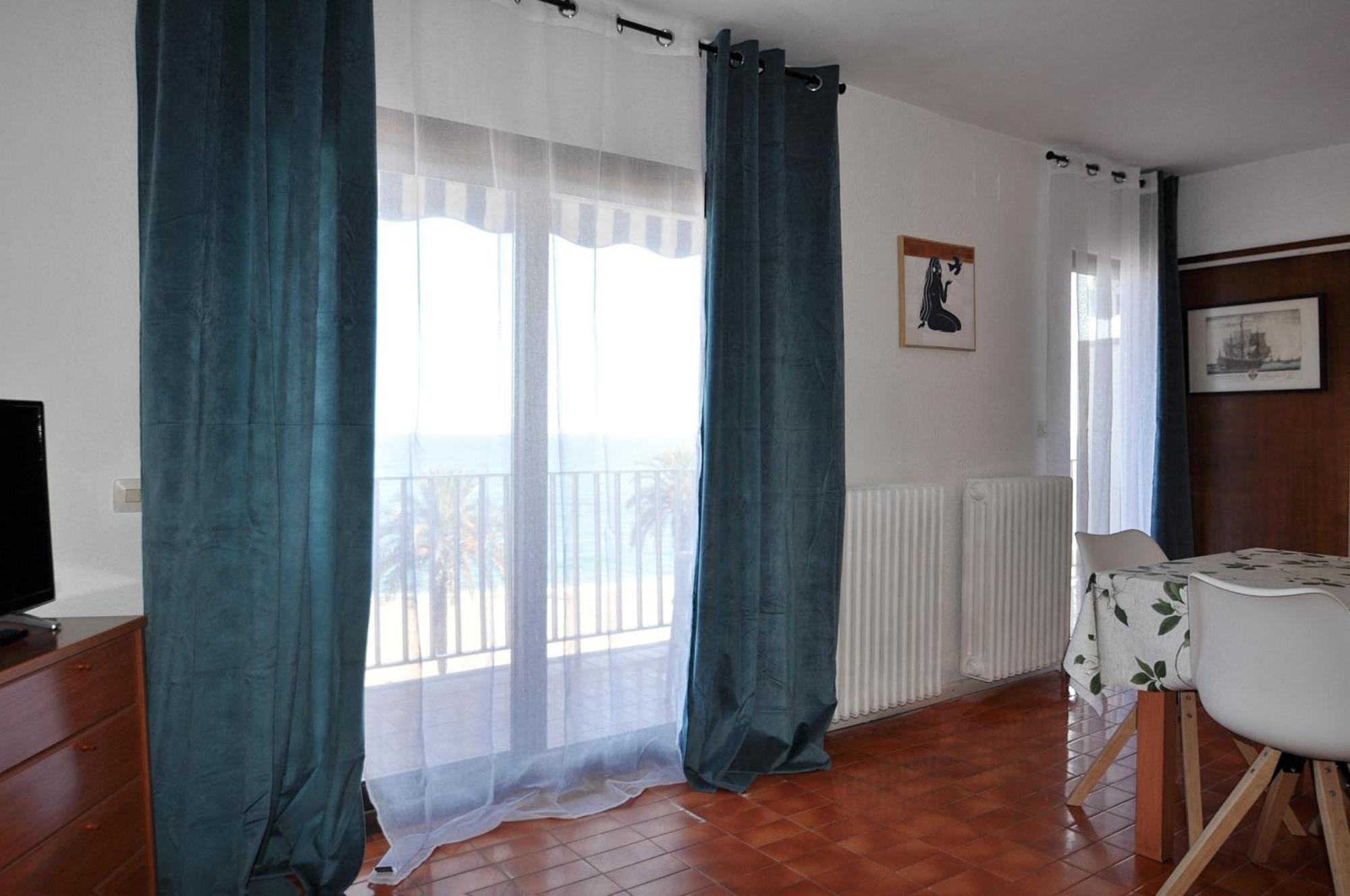 Apartment Doble-4Cd โยเรตเดมาร์ ภายนอก รูปภาพ